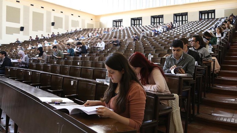 Yeni Akit yazarı: Üniversitelerimiz Türkiye Yüzyılı’na tam uyum sağlamalı